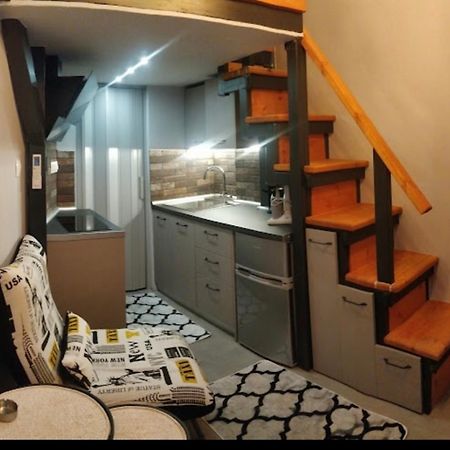 Youth Loft In Ano Poli Θεσσαλονίκη Εξωτερικό φωτογραφία