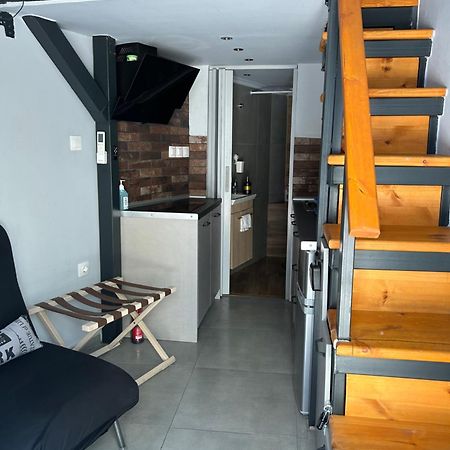 Youth Loft In Ano Poli Θεσσαλονίκη Εξωτερικό φωτογραφία